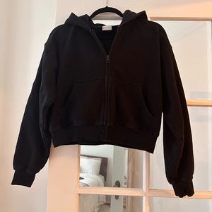 Aritzia TNA hoodie